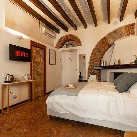 Cozy House In Naviglio Grande - Homy Apartments Milánó Kültér fotó