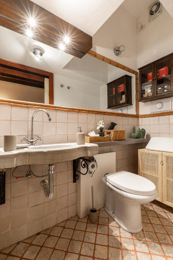 Cozy House In Naviglio Grande - Homy Apartments Milánó Kültér fotó