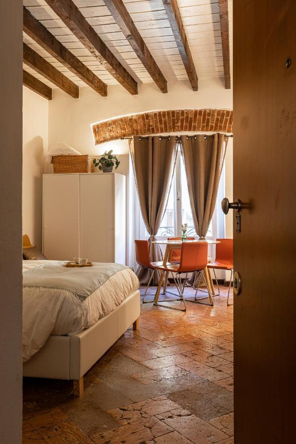 Cozy House In Naviglio Grande - Homy Apartments Milánó Kültér fotó
