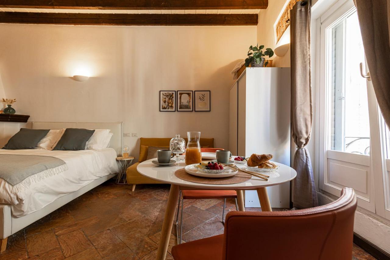 Cozy House In Naviglio Grande - Homy Apartments Milánó Kültér fotó