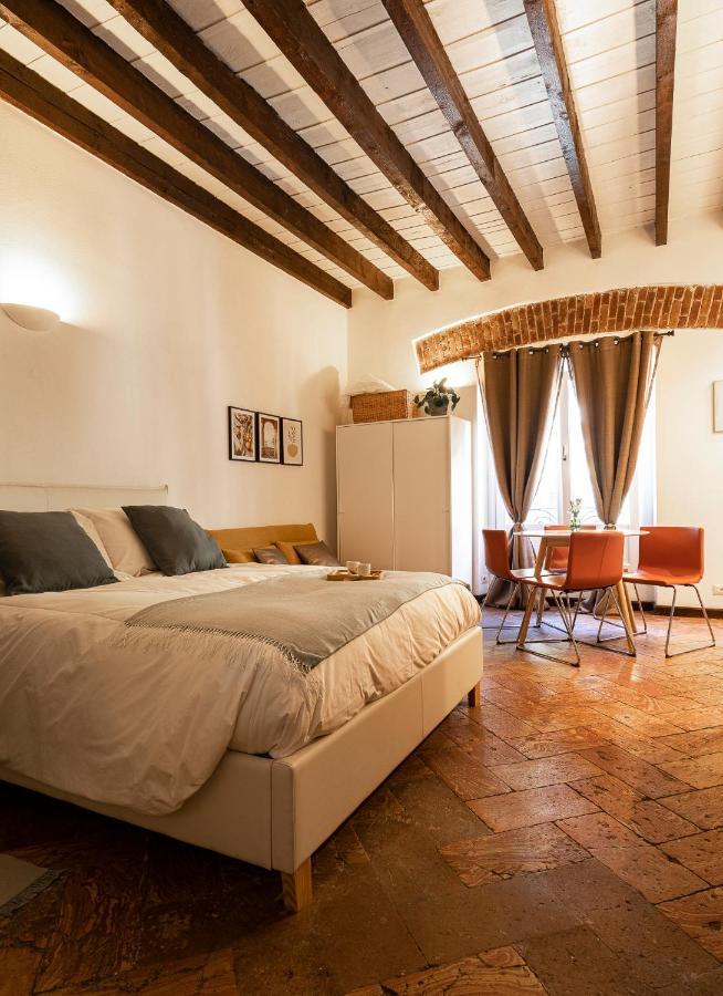 Cozy House In Naviglio Grande - Homy Apartments Milánó Kültér fotó